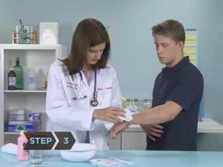 How To Deal With Minor Insect Bites and Stings