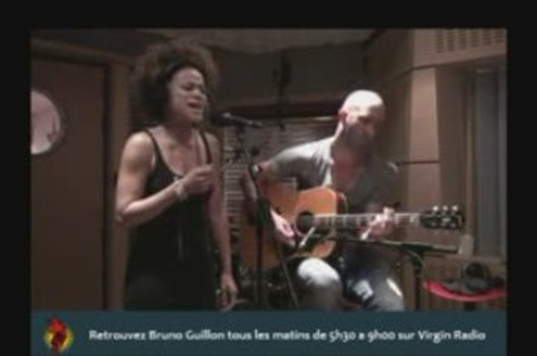 OCEANA "CRY CRY" en LIVE Chez BRUNO GUILLON sur VIRGIN RADIO