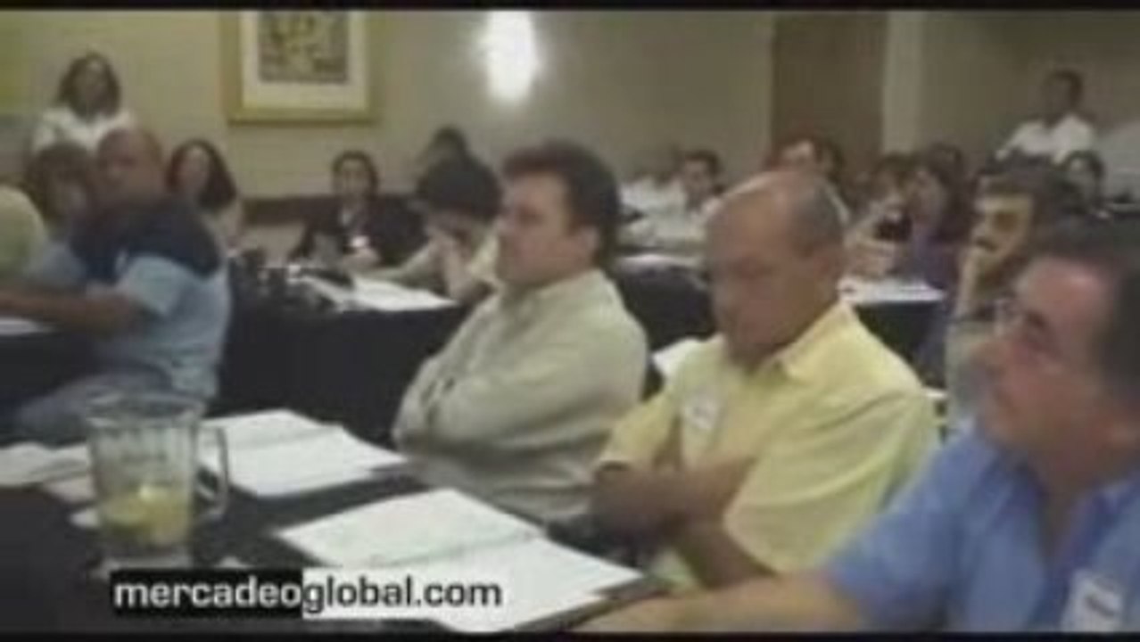Que hacer con una lista de 100 emails de amigos