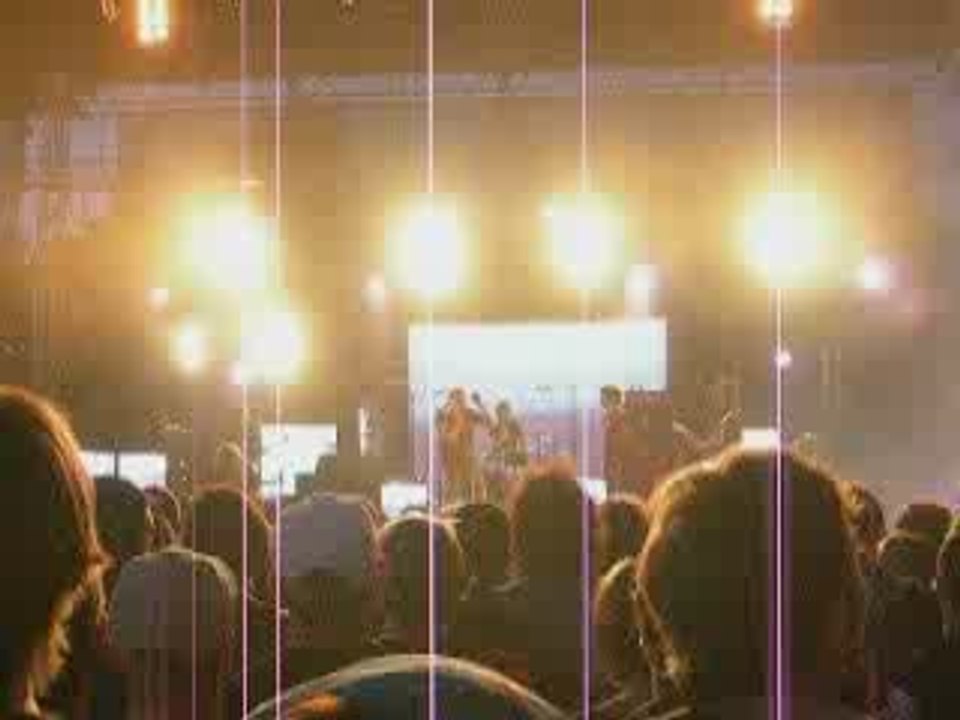 Girls In Hawaii-Time To Forgive The Winter (Live)