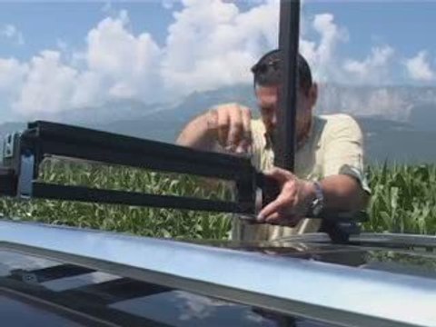 Porte ski et surf sur barres de toit Davos