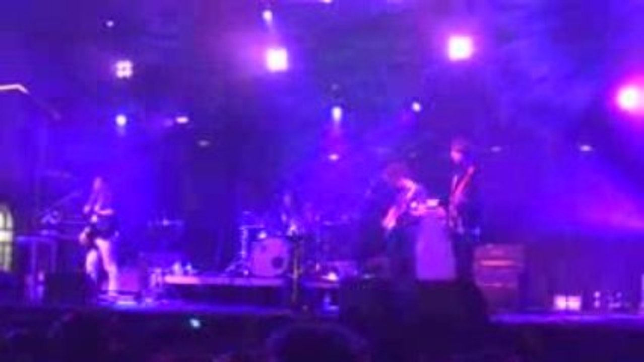 mgmt live - technopoli gazi(future of the left support band)