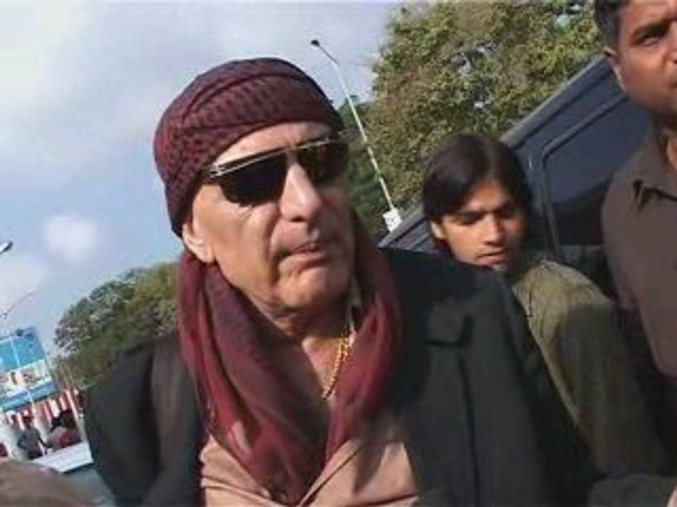 Bollywood Star Went To Pakistan