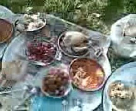 yukarı esence bayram yemeği