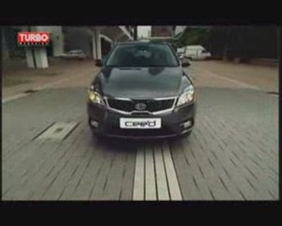 KIA cee'd 2010, plus variante Hybrid