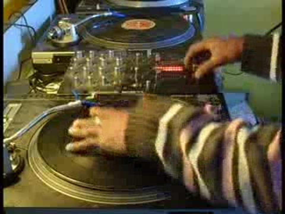 DJ DWAYN - scratch demo 2