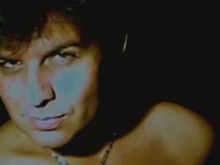 "A quoi sert de vivre" de Nicoletta, chanté par Serge.