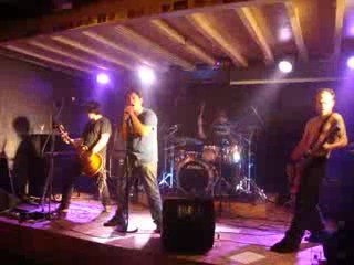 Collision en concert à La Cave