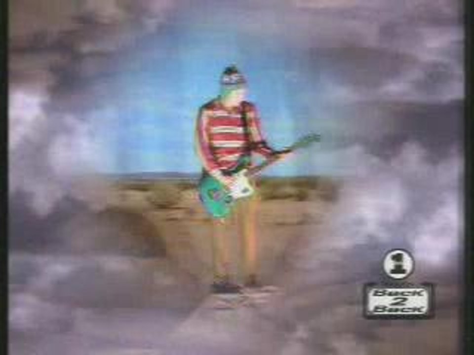 Red Hot Chili Peppers - Under the Bridge