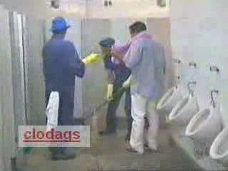 Best Bathroom Prank with a Piton Funny, comedy Dailymotion Video