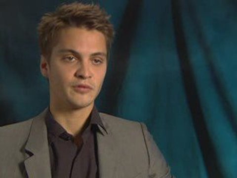 Brothers & Sisters 4.01 - Luke Grimes - Soundbyte 04