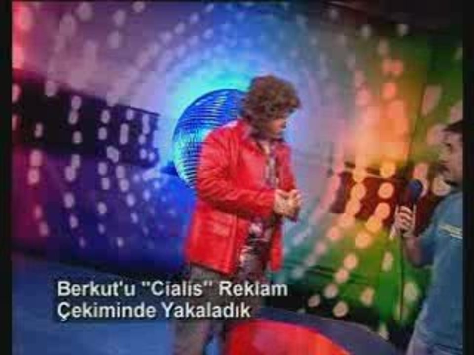 ŞAHAN GÖKBAKAR BERKUT CİALİS REKLAMI EN KOMİĞİ.( SEFA DÖNER)