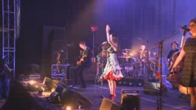 Vidéo concert Live de Olivia Ruiz Au chant du gros 2009