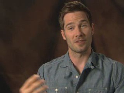 Brothers & Sisters 4.01 - Luke Macfarlane - Soundbyte 01