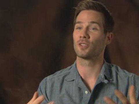 Brothers & Sisters 4.01 - Luke Macfarlane - Soundbyte 02