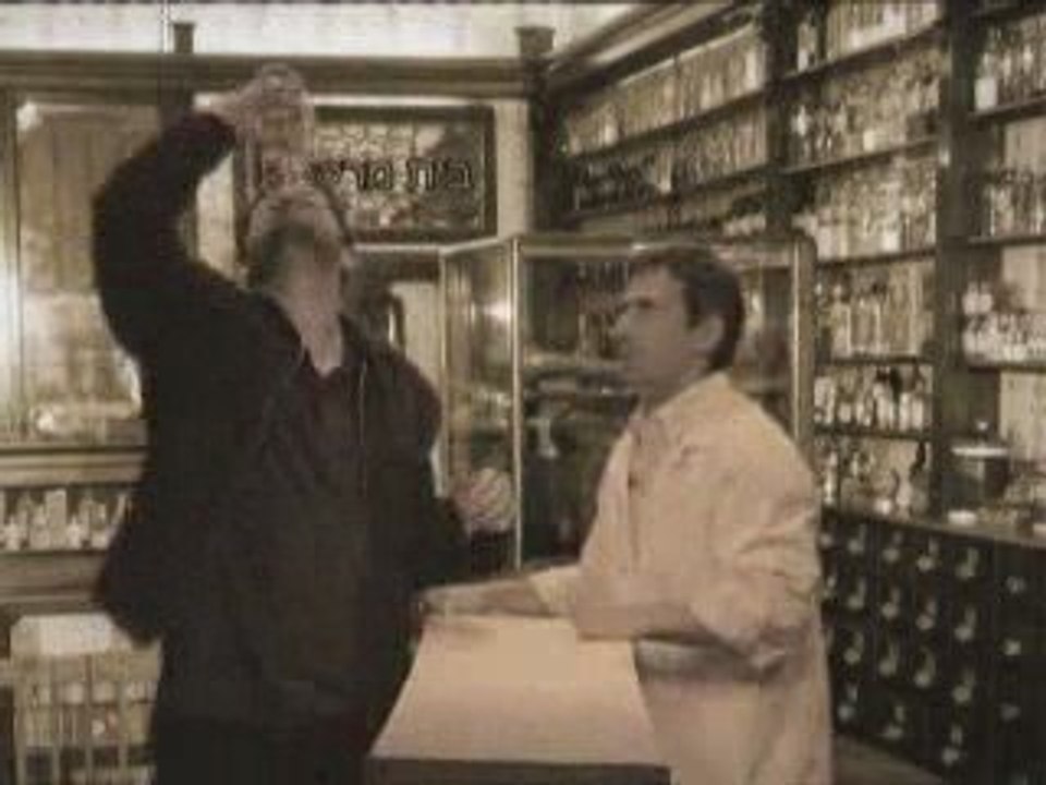 קבלה קומדי קלאב – בית מרקחת