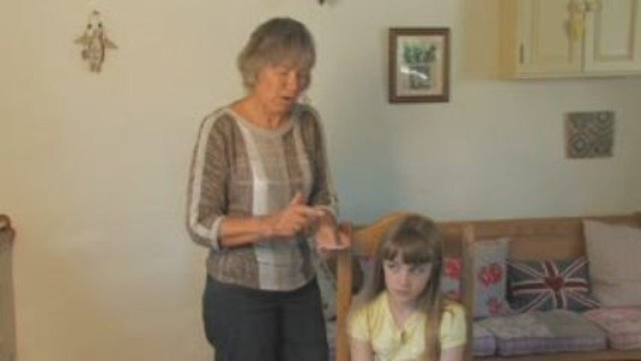 How to check for head lice, with nurse consultant Christine
