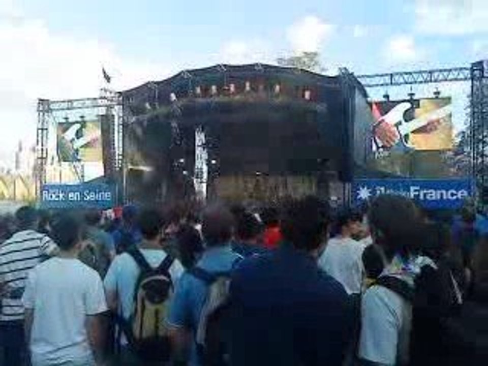 Billy Talent fallen leaves Rock en Seine 2009