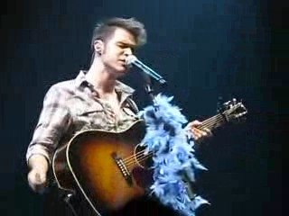 Kris Allen - Heartless (Manchester 9/15)