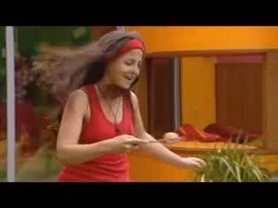 Rachel - Egg & Spoon Race (Highlights show version)