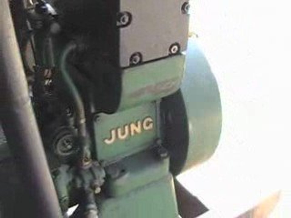 Vieux moteur Jung