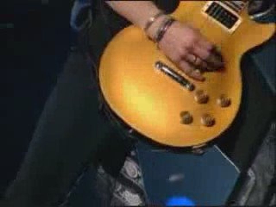 Guns N Roses      "November Rain Live"