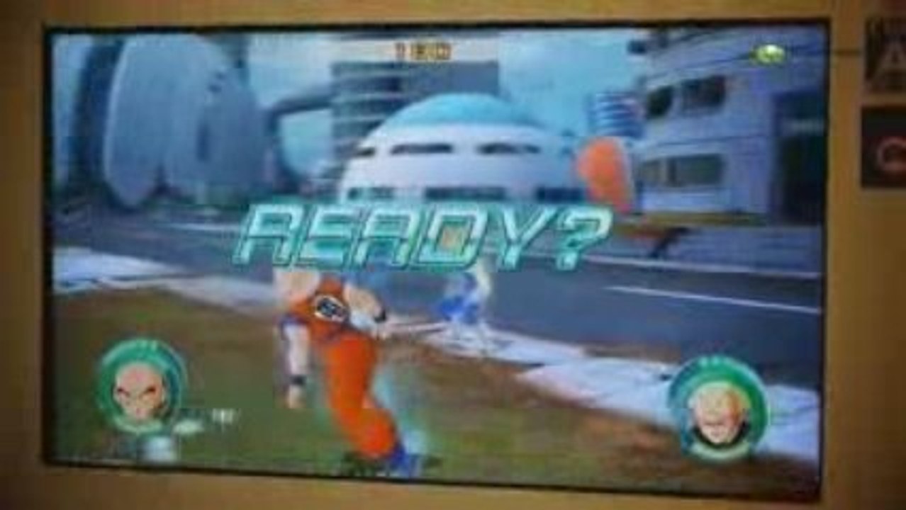 Dragon Ball Raging Blast - TGS 09 SSJ Vegeta Vs. Krillin