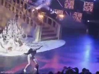 Lady GaGa - Paparazzi Live @ VMA09 BEST VERSION*
