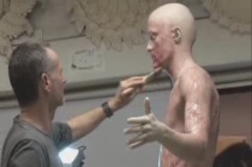 Clive Barker's Book of Blood - Featurette Simon's Skin