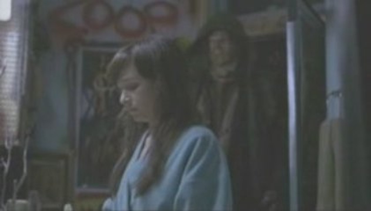 Mirror - Extrait Mirror (Anglais)