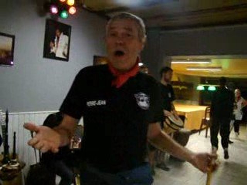 les amours souterraines par PJ et la Folky family