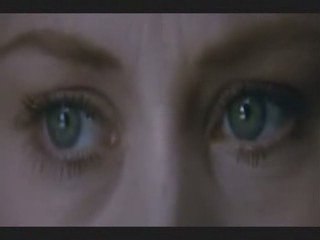 David Bowie vs Tori Amos > I'm Deranged (ShakeBassEdit)