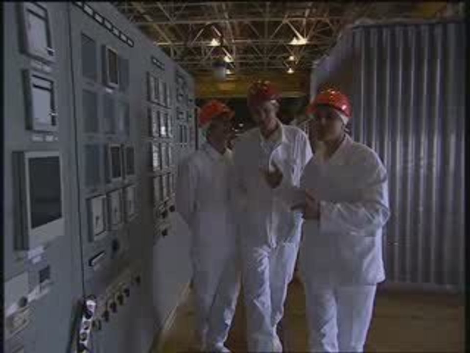Heure Zéro  - La catastrophe de Tchernobyl PART 1 of 3 FR