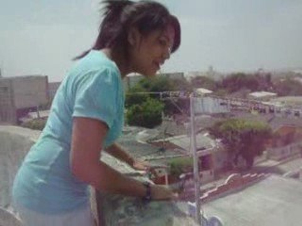 laura se quiere matar ...nooooooooooooo