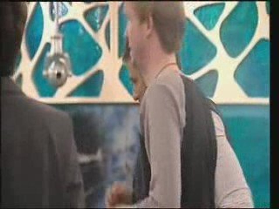 Rachel Survives 8-way Eviction