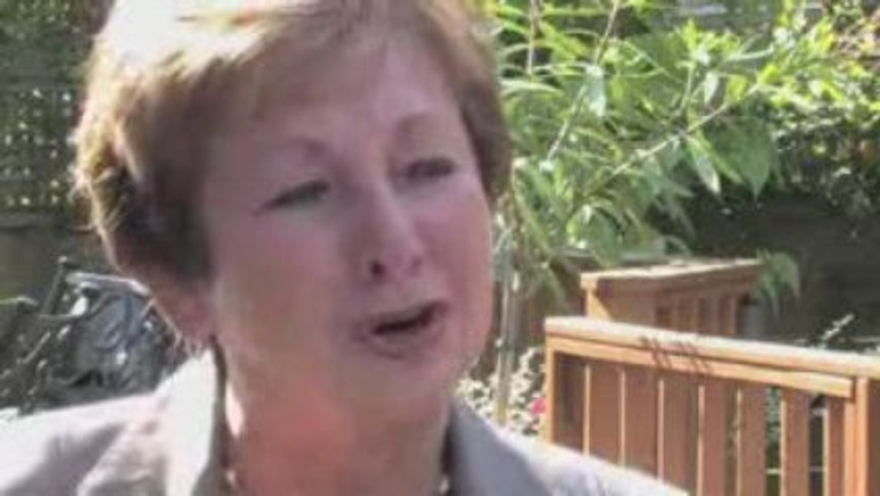 Debby & Judi - Father's Battle with Alzheimer's - 1mTweets