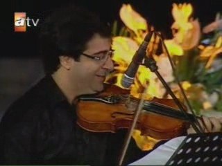 R.Tayyib Erdoğan & Zekai Tunca - Bana Herşey Seni Hatırlatıy