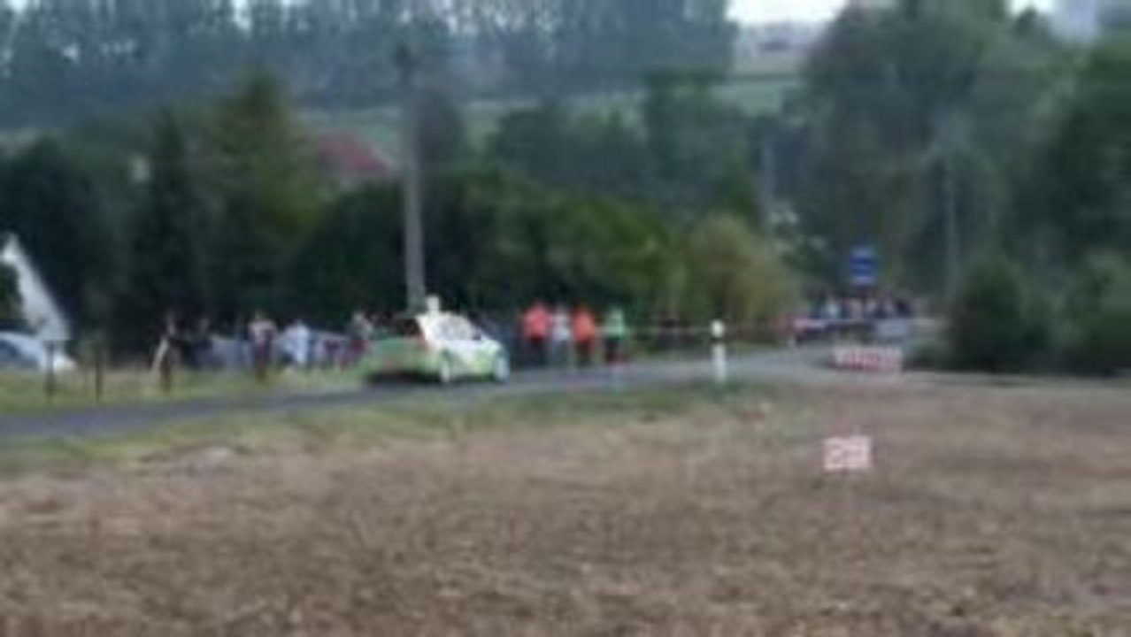marc amourette en C2 super 1600 au rallye du val de bresle