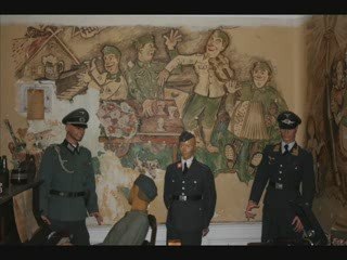 Vols d'uniformes allemands en Basse-Normandie
