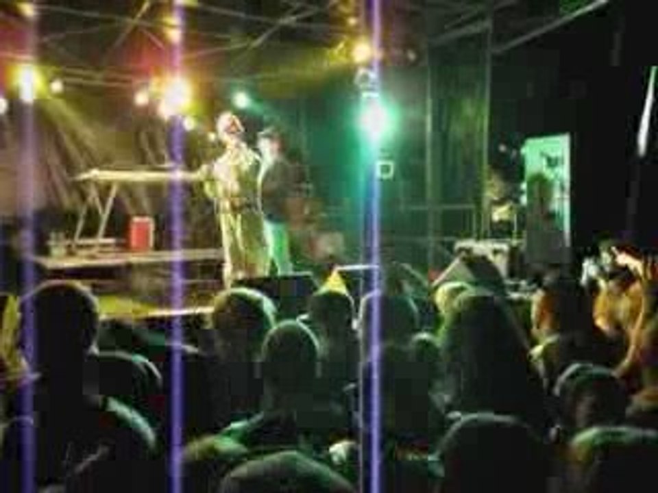 Janus Janus - Stockbrot (live @ Green Beach 09)