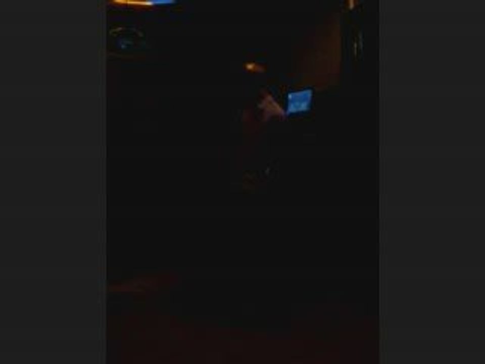 Anniv' d'Anaïs, battle de 'tecktonik' par Quentin et Romain