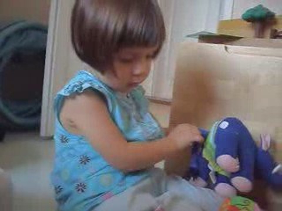 Léa Nathan et Titus l'éléphant