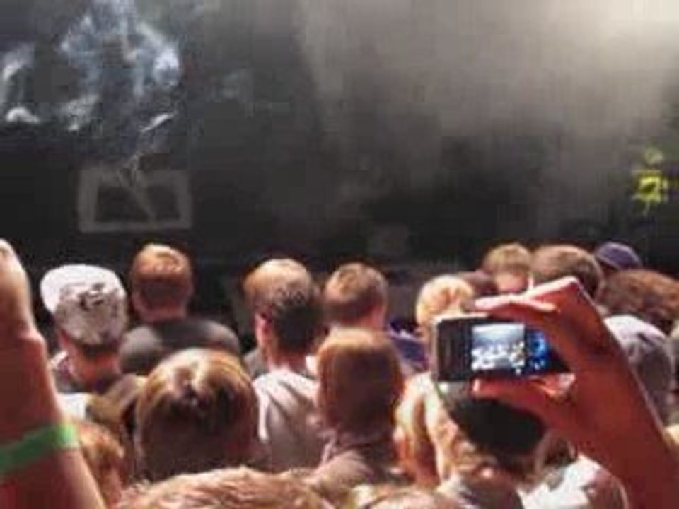 Pitvalid - Intro (live @ Green Beach 09)