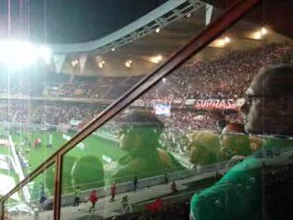 PSG - Lyon (20-09-09) échange Auteuil Boulogne