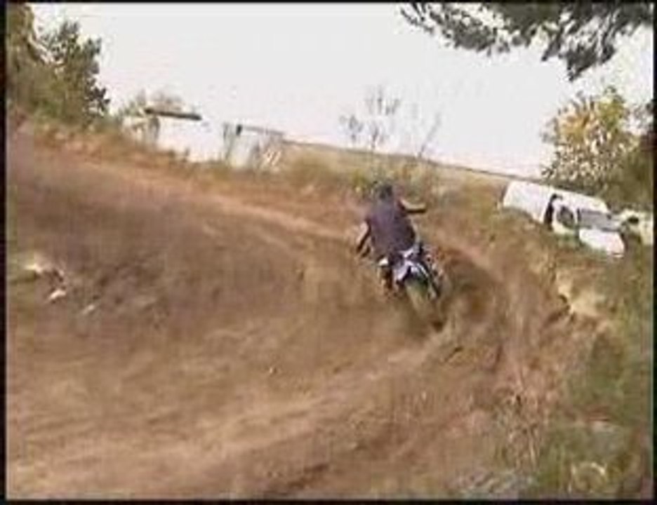 Sessions sur le terrain de motocross du MC Chevrainvilliers