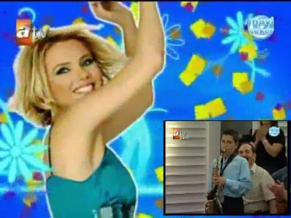 KUĞU GÖLÜ BALESİ Saksafon ile  “Mavi şeker” ATV Televizyon Program Çaykovski Klasik Müziği Devlet Opera Bale Kugu Golu gol Bale balet balerin kız Klasik Batı Müziği YouTube Harika Küçük Genç Çocuk GGYY TV