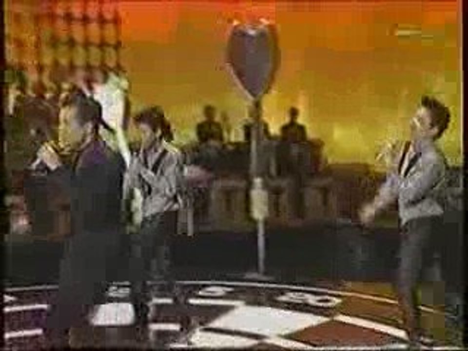 田原俊彦 / 抱きしめてTONIGHT