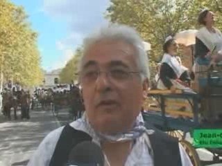 Hommage à Frédéric Mistral (Nîmes)