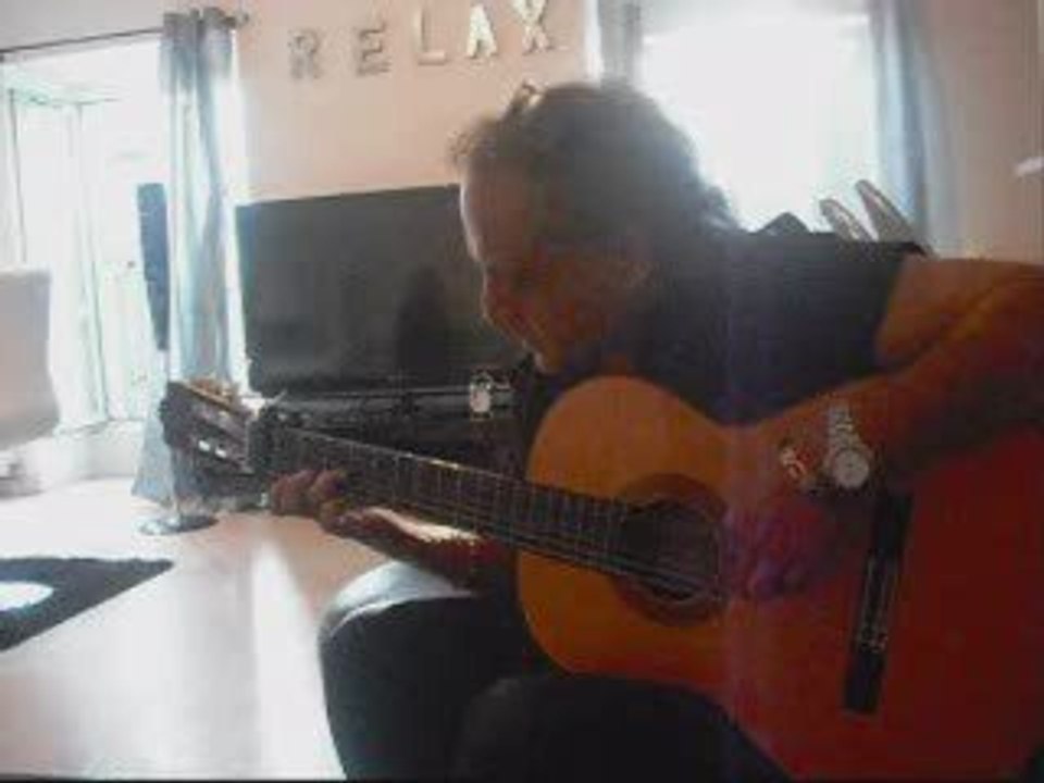 antoine bruno ki joue