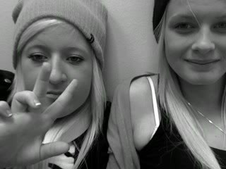 /Users/sofialarsson/Pictures/Photo Booth/Film 1
